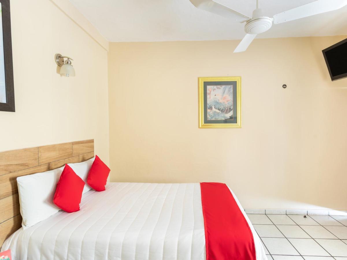 Hotel Costa Azul Chetumal Extérieur photo